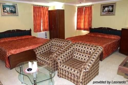 Hotel Welcome Palace Delhi  Bagian luar foto